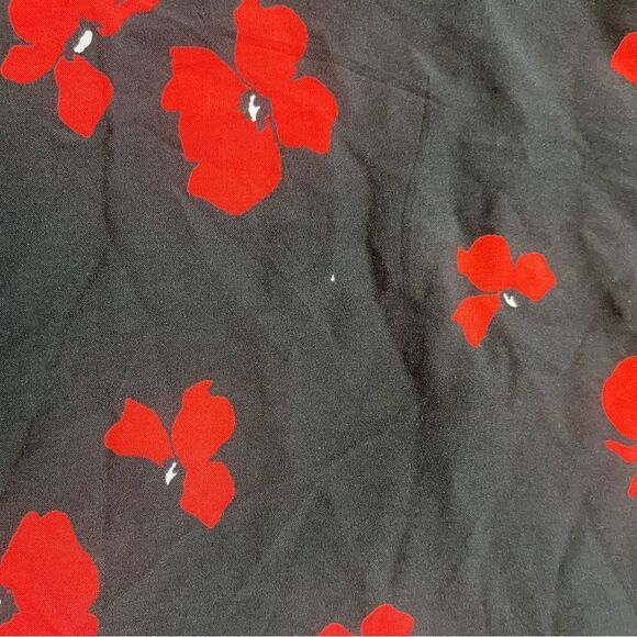 Denim & Flower Black and Red Floral Poppy Print Short Sleeve Button Down Shirt - Picture 6 of 6